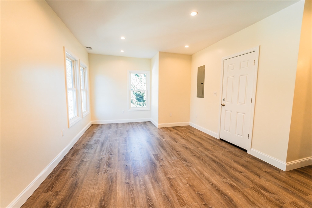 340 East Main St, East Brookfield