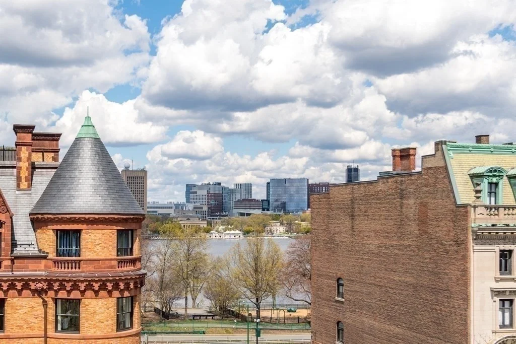 7 Hereford, Back Bay