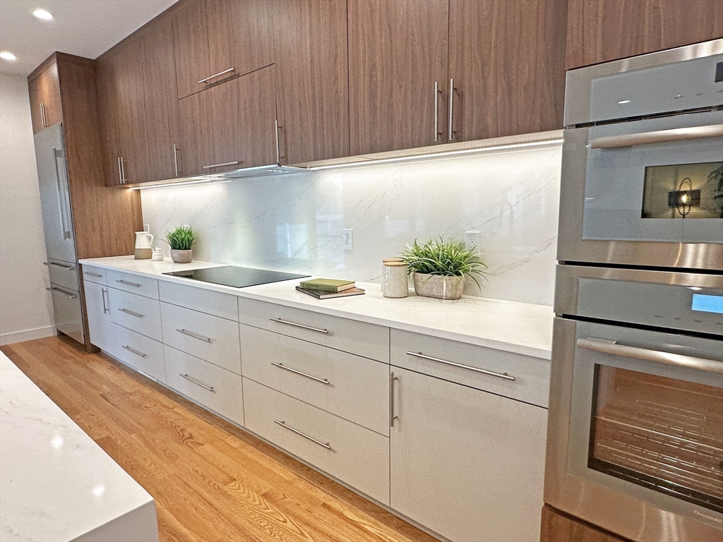 110 Harvard St, Newtonville