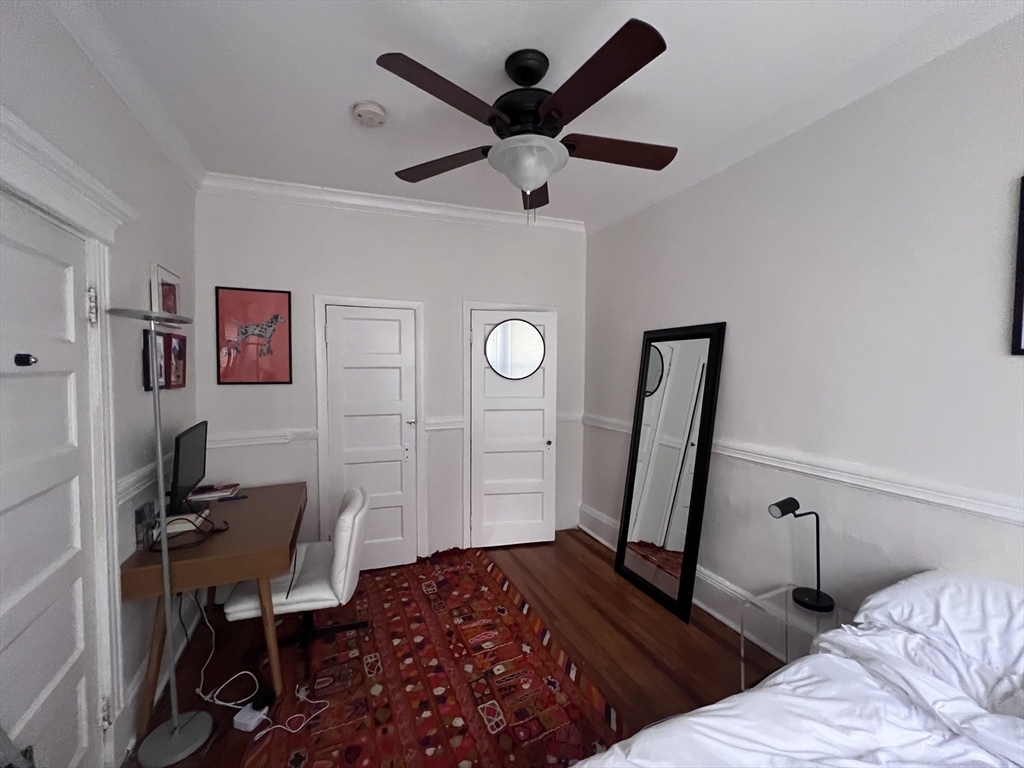 26 Irving St, Beacon Hill