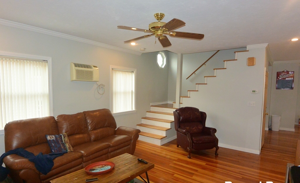 56 Westminster Ave, Watertown