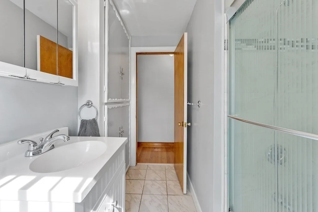 3 Melo Rd, Woburn