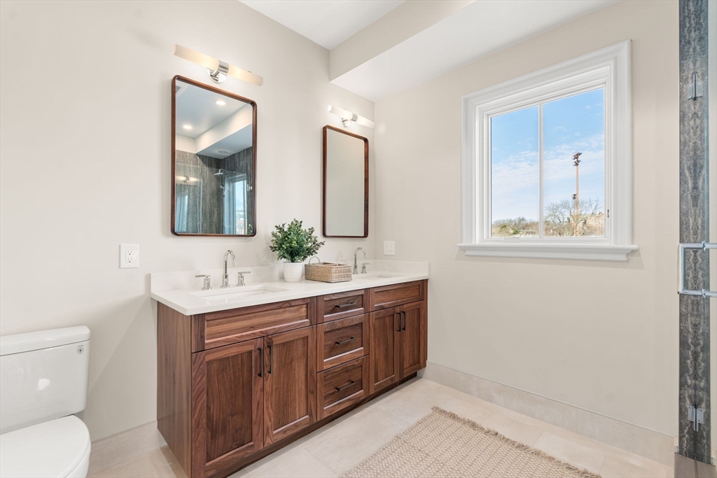 60 Williams St, Jamaica Plain