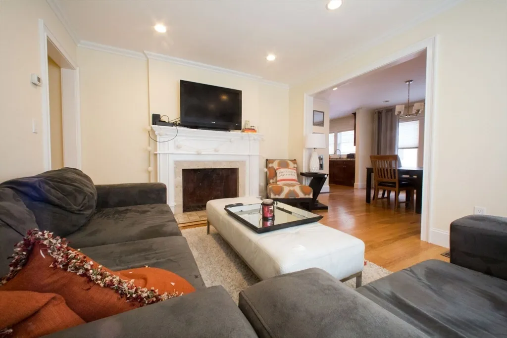 37 Beaconsfield Rd, Aspinwall Hill