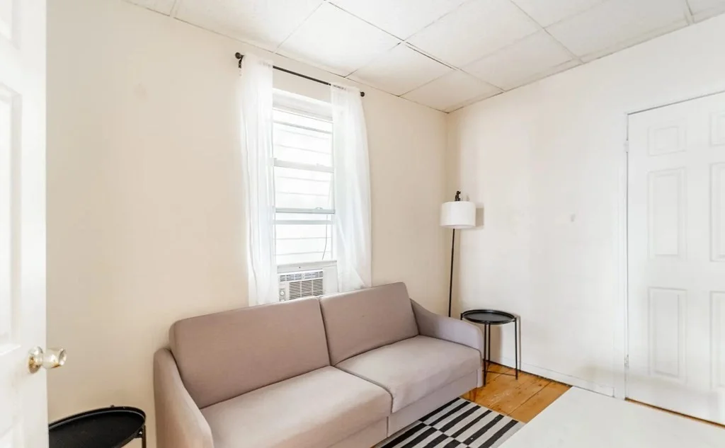 20 Howell St, Dorchester