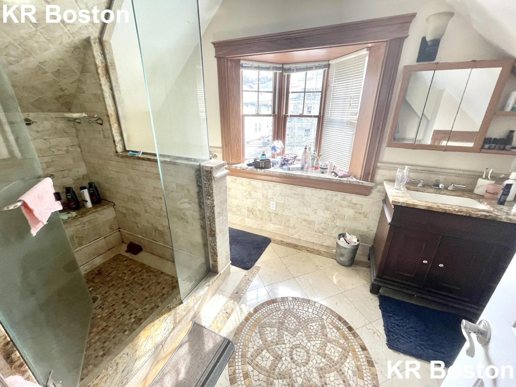 127 Nonantum St, Oak Square