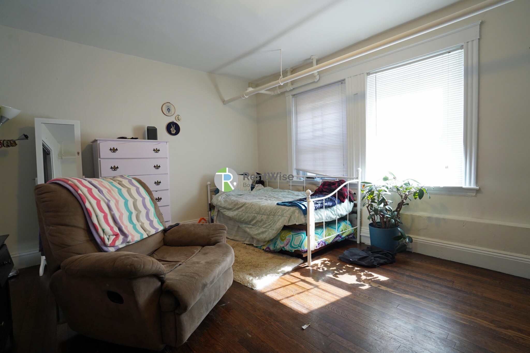 44 Quint Ave, Brighton