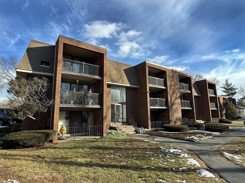 269 Lake St, Weymouth