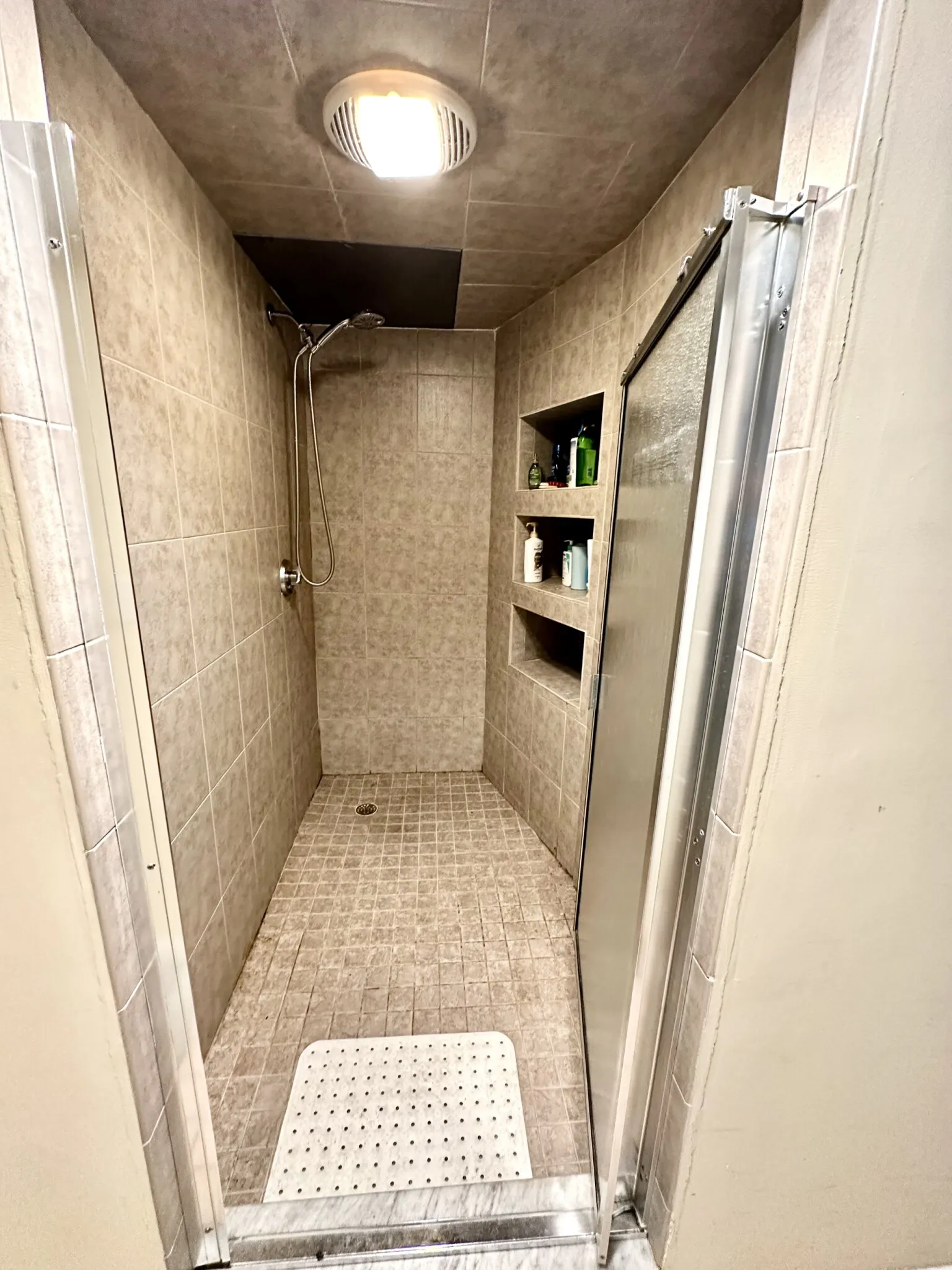 108 Myrtle St, Beacon Hill