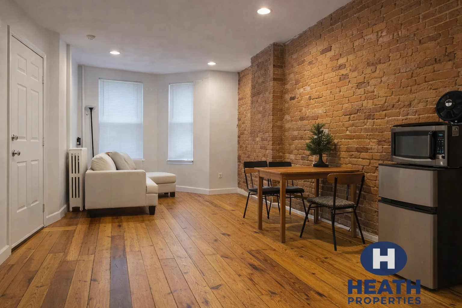 216 Hemenway St, Fenway