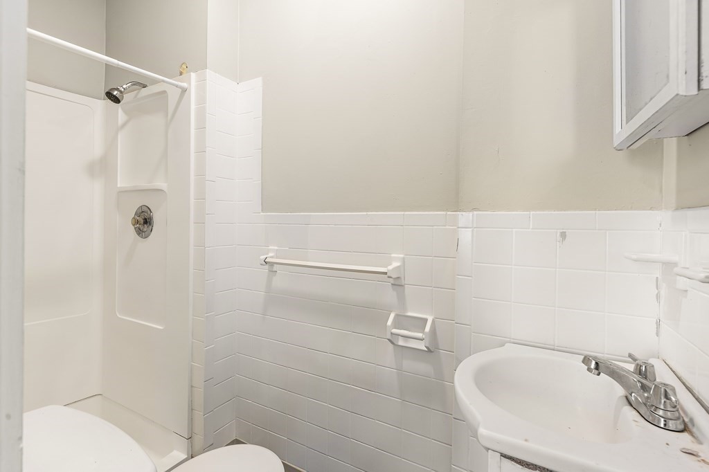 47 Appleton St, Quincy