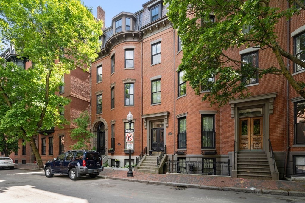 70 Waltham St, South End