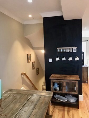 252 Gold St, South Boston