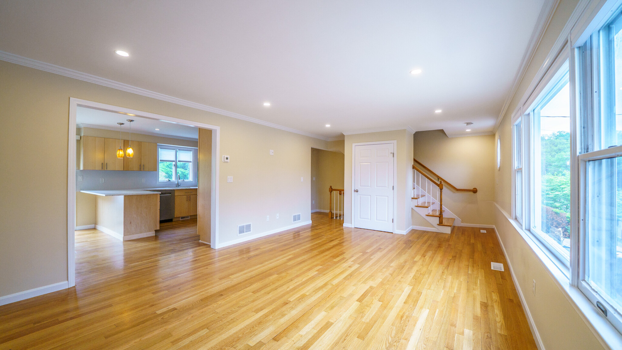 298 Adams St, Nonantum