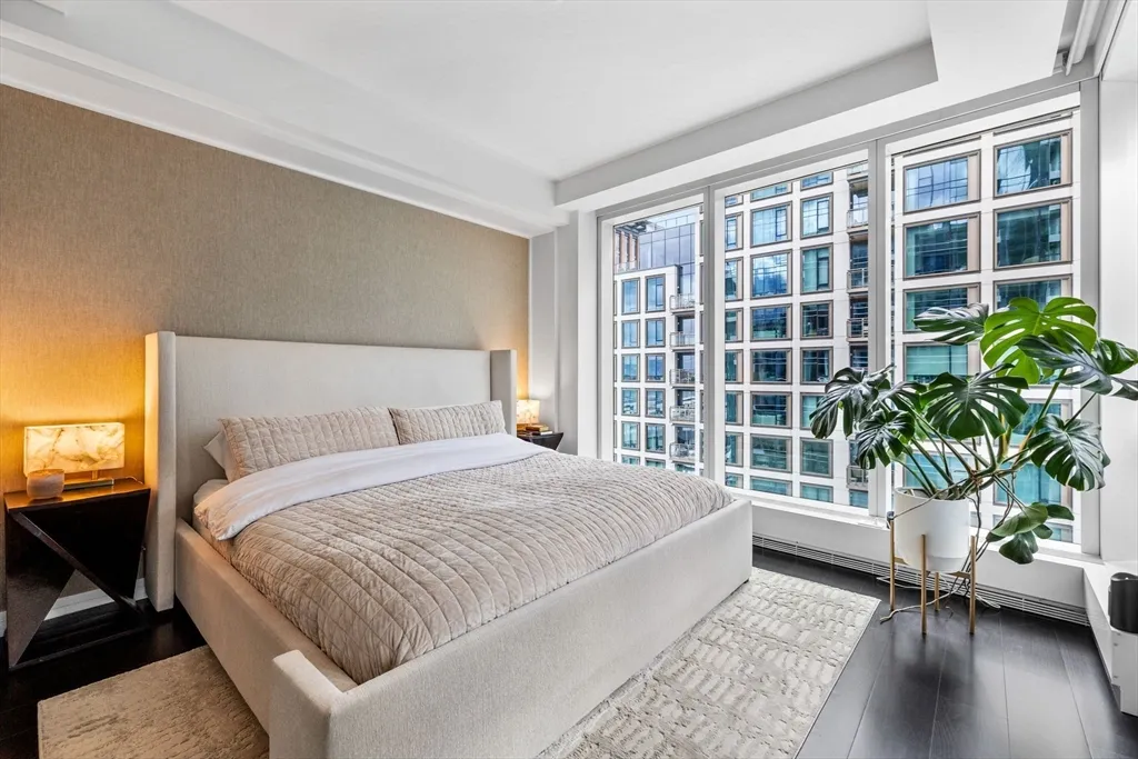 150 Seaport Blvd, Seaport District