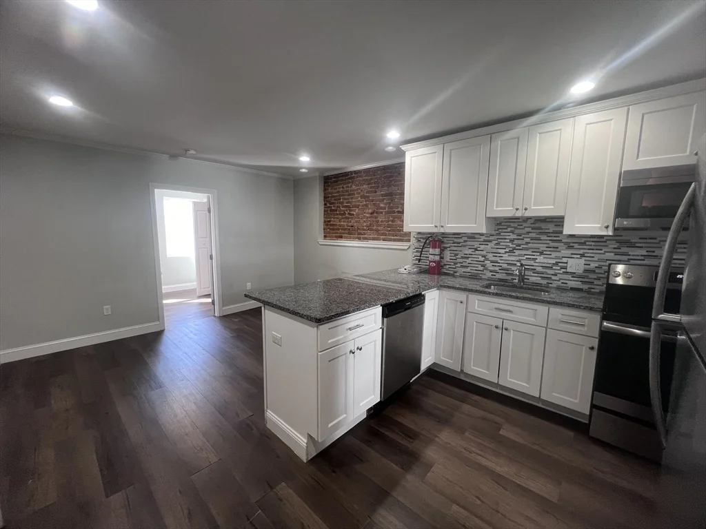 315 Meridian St, East Boston