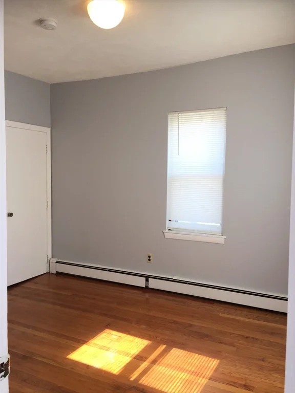 318 Granite St, Quincy