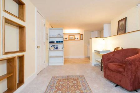 101 Fayerweather St, West Cambridge