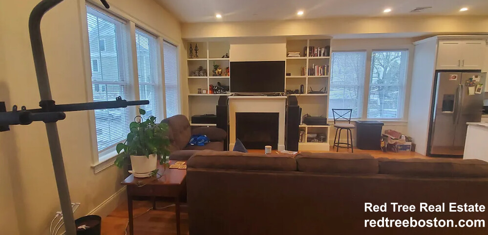 7 Sparhawk, Brighton