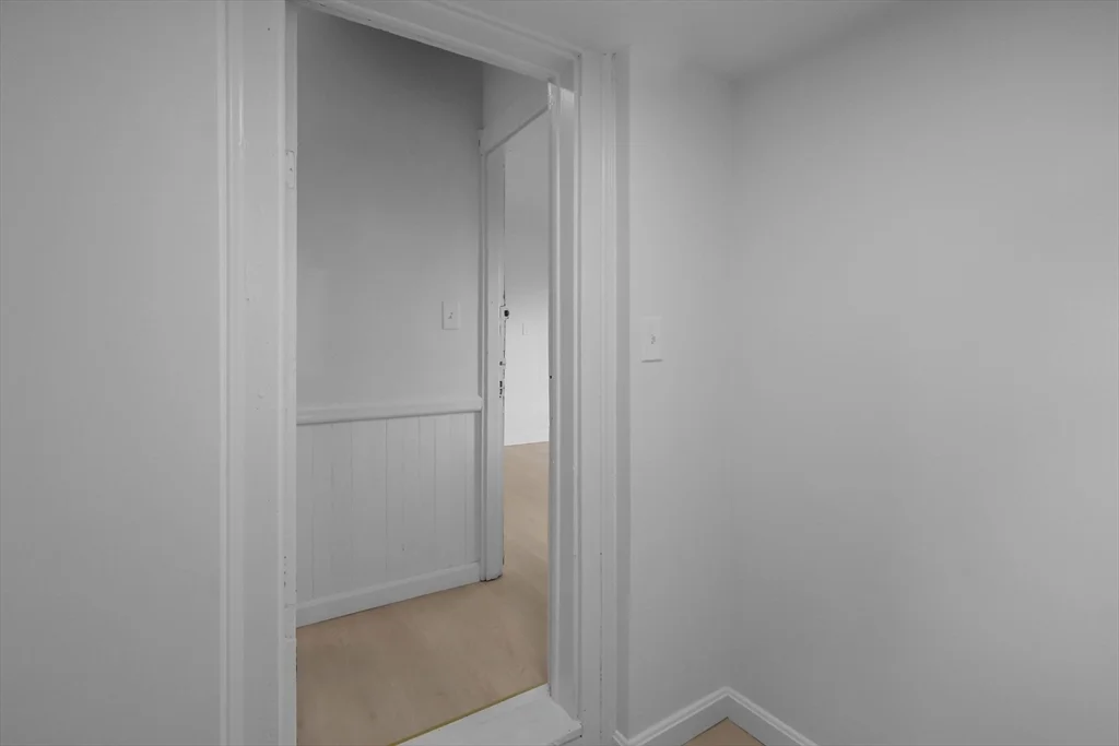 6 Coffin Avenue Ct, New Bedford