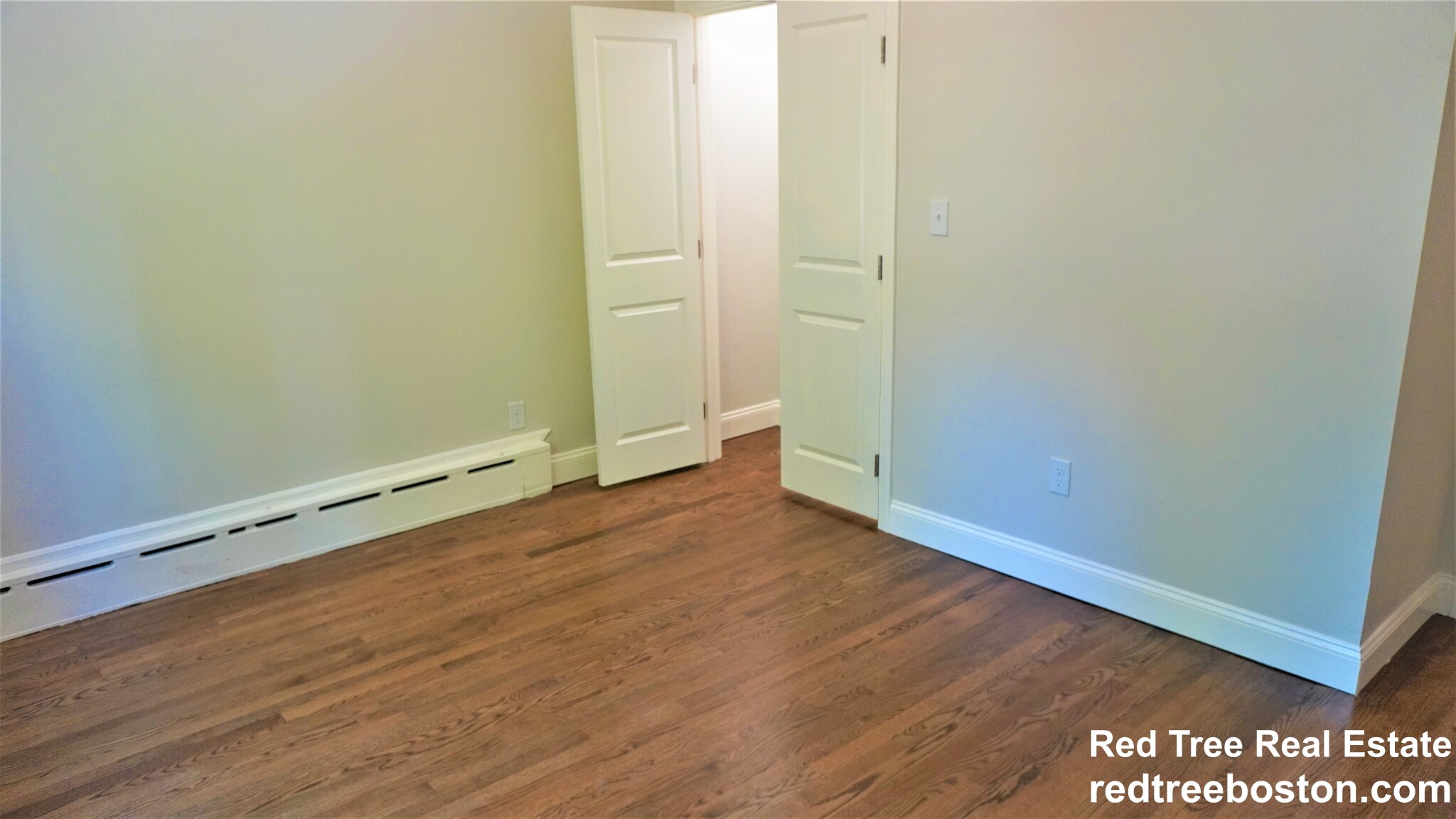 1712 Beacon St, Brookline