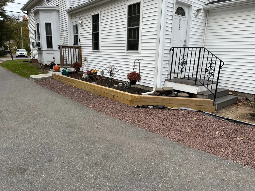 38 Reservoir, Holden