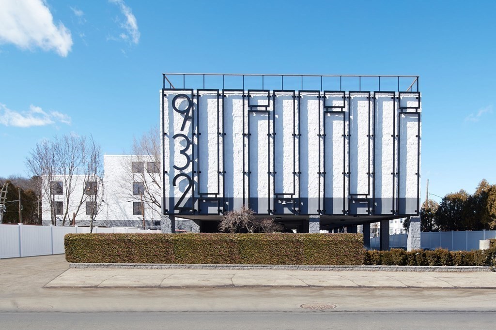 932 Broadway, Chelsea