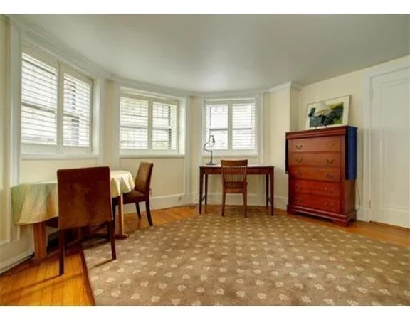 62 Commonwealth Ave, Back Bay