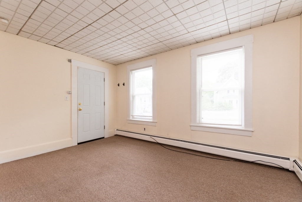 21-1 Spring St, Stoneham