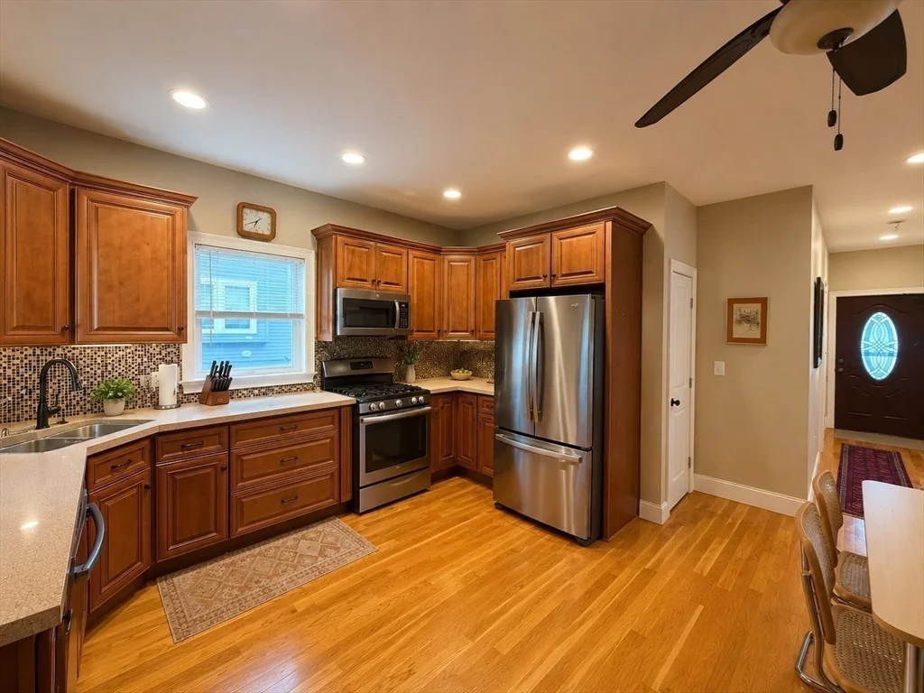 23 Bedford, Quincy