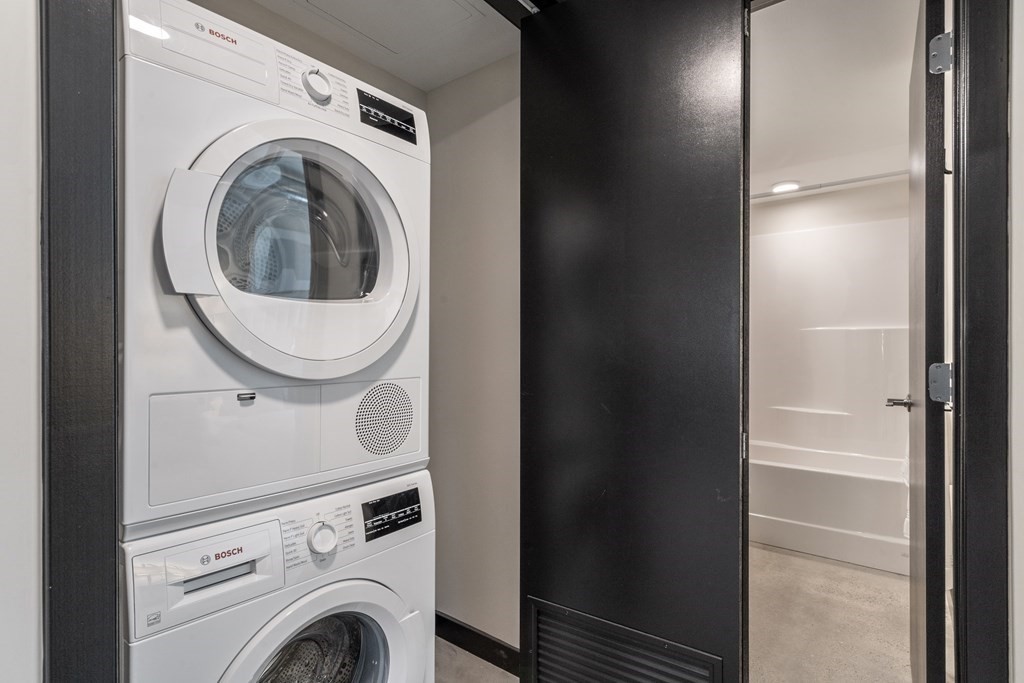 1060 Broadway, Teele Square