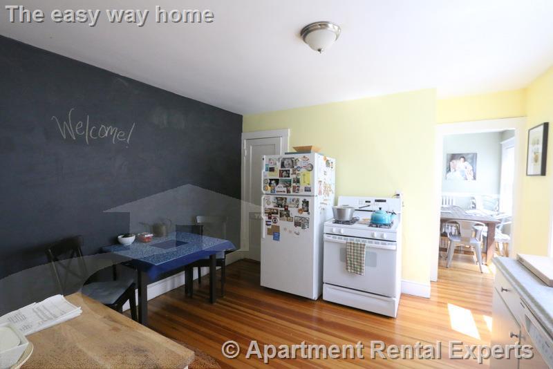 56 Standish St, Huron Village