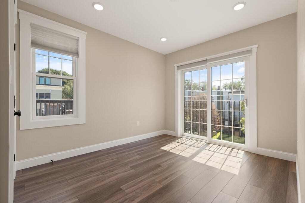 701 E 2nd St, South Boston