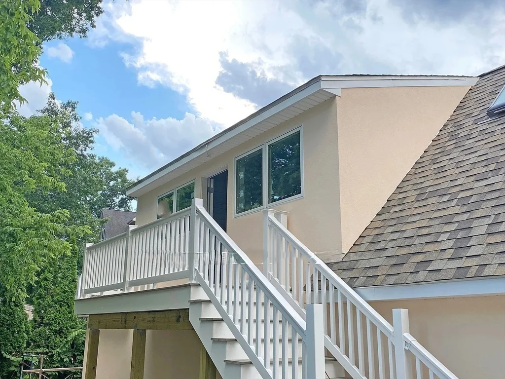 32 Salisbury Rd, Newton