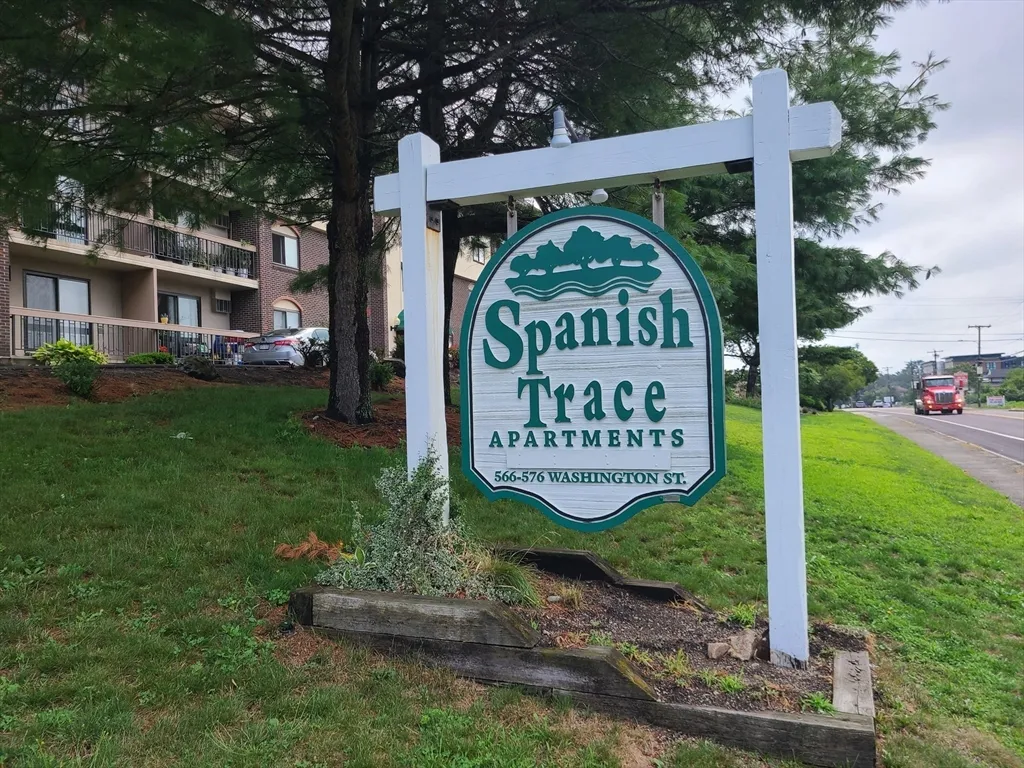 576 Washington St, Weymouth