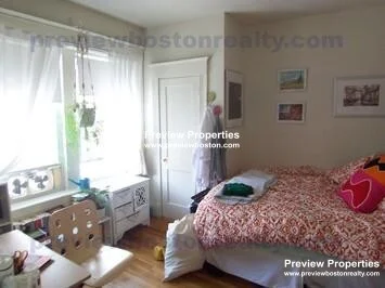 134 Englewood Ave, Brighton