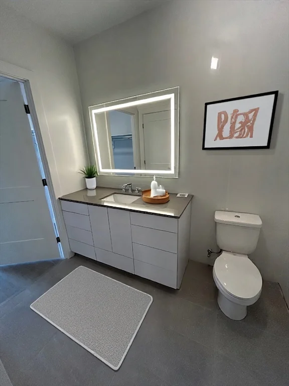 148 Old Post Rd, Sharon