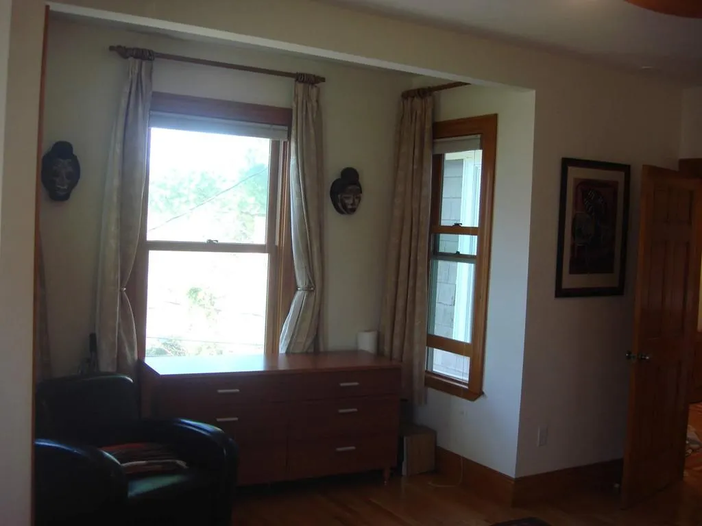 57 Pleasant St, Newton Centre