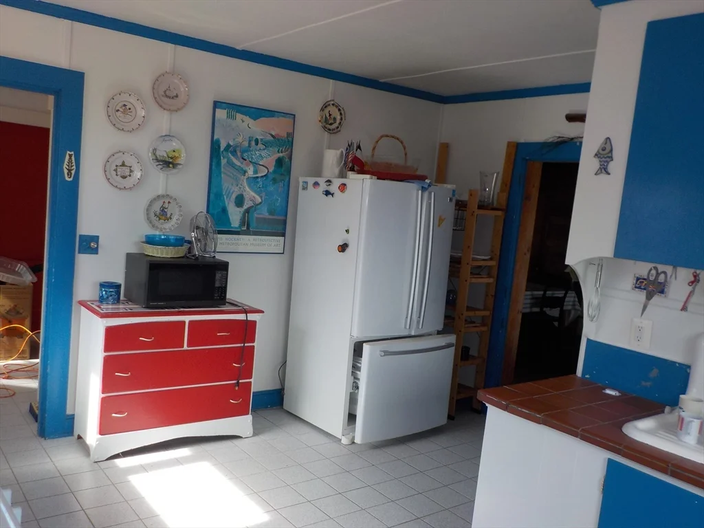 186 Brayton Point Rd, Acoaxet