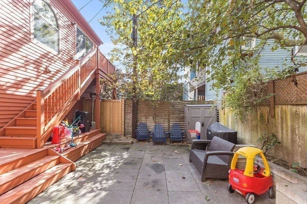 7 Murdock St, Inman Square