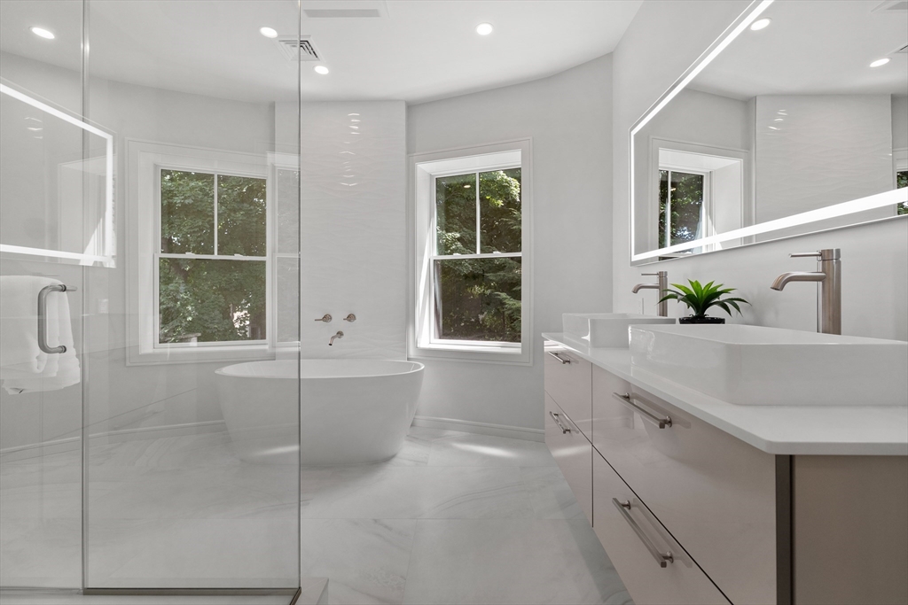 6 Claflin Rd, Aspinwall Hill