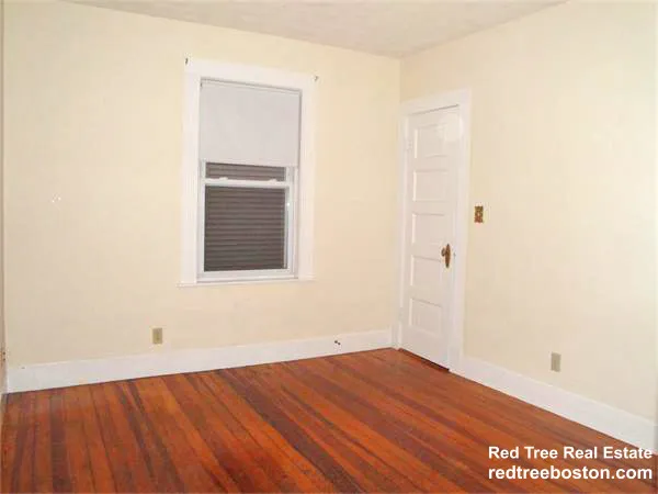 39 Montfern Ave, Brighton