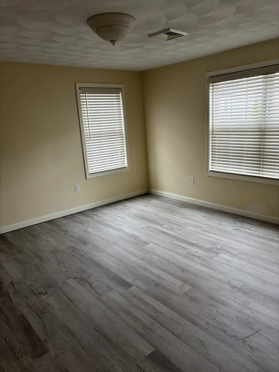 13 Navajo Rd, Worcester