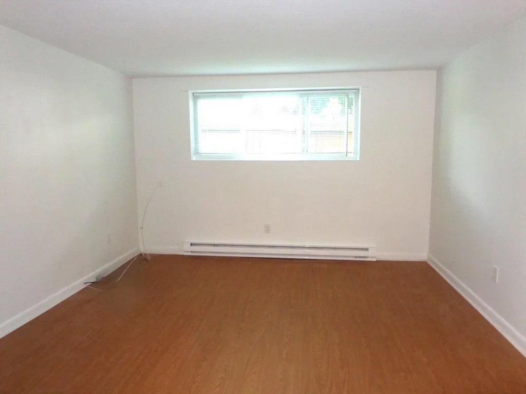 183 Mount Auburn St, Watertown