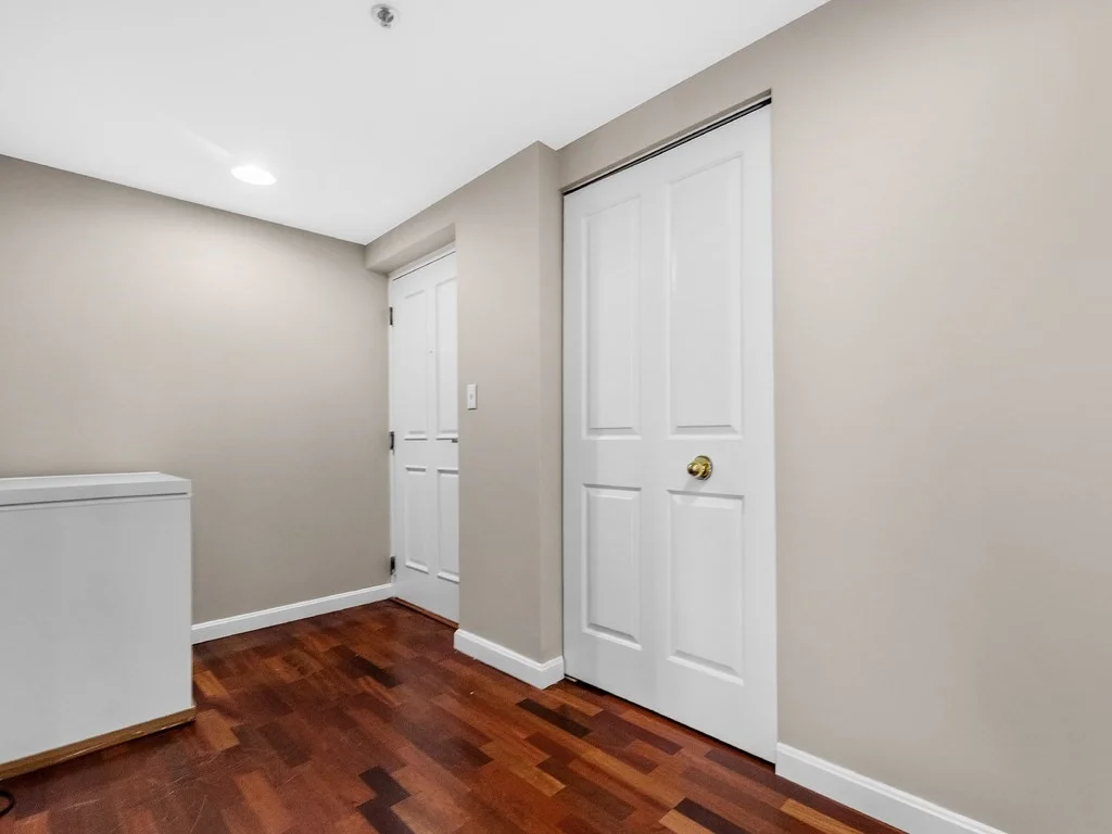 10 Museum Way, East Cambridge