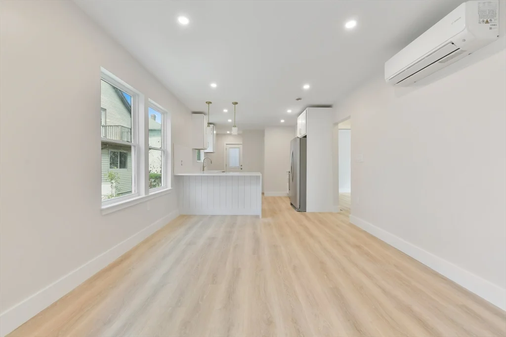 66 Cushman, Brighton