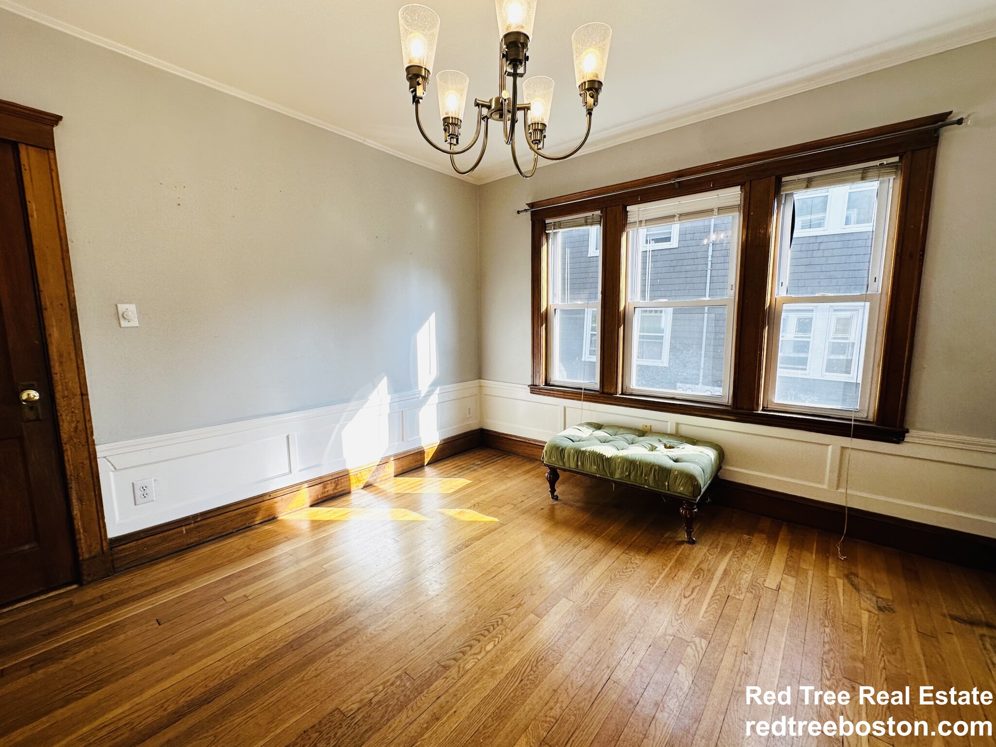 12 Saint Peter St, Jamaica Plain