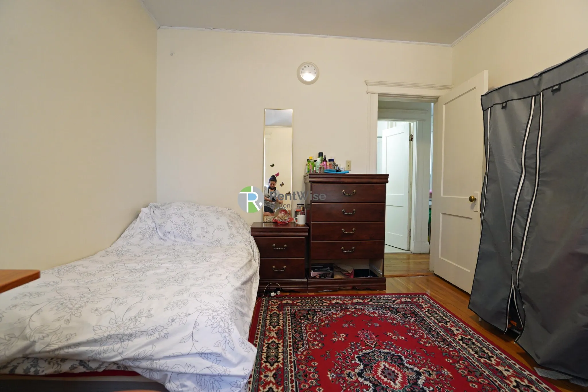 1144 Commonwealth Ave, North Brookline