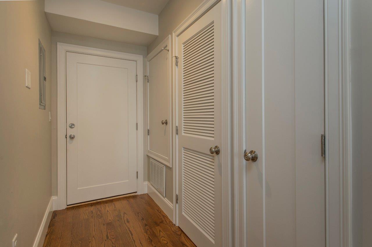 339 D St, South Boston