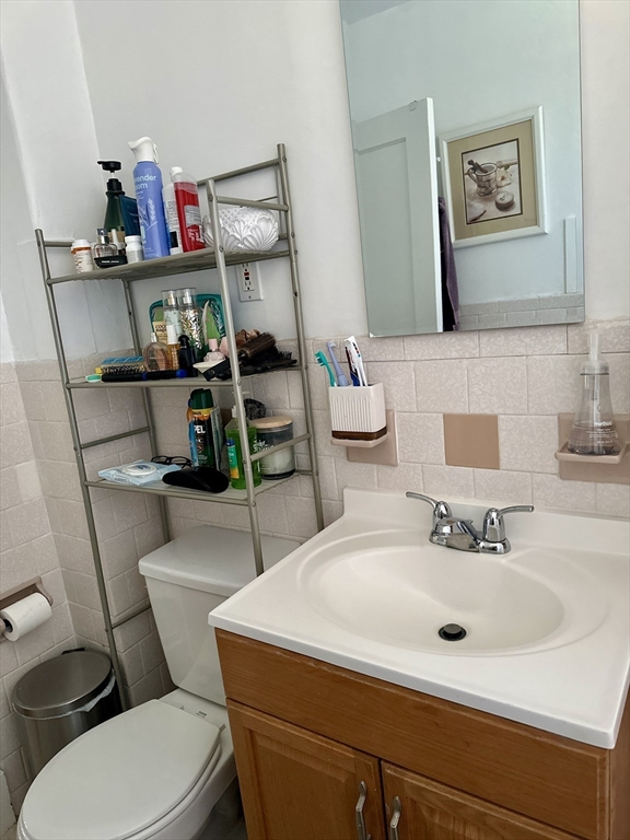 122 Warren St, Medford